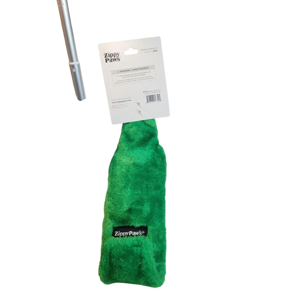ZippyPaws‎ Reindeer Beer Dog Toy Holiday Green New Plush Squeaky Bottle Crusherz